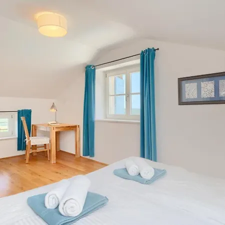 Pigini By Guide * Livade