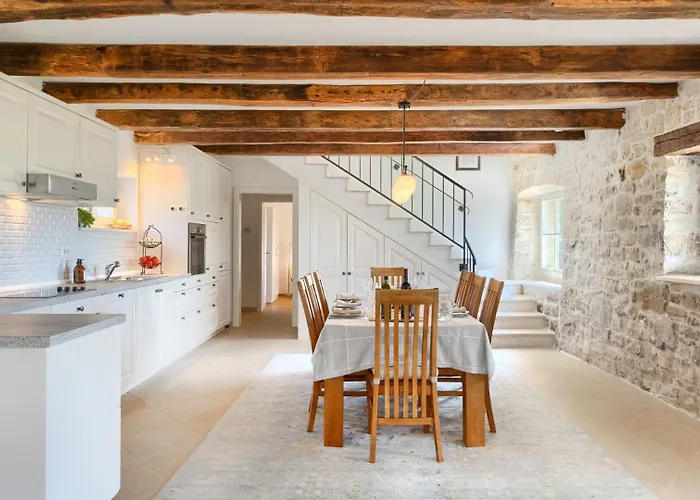 Pigini By Guide * Livade